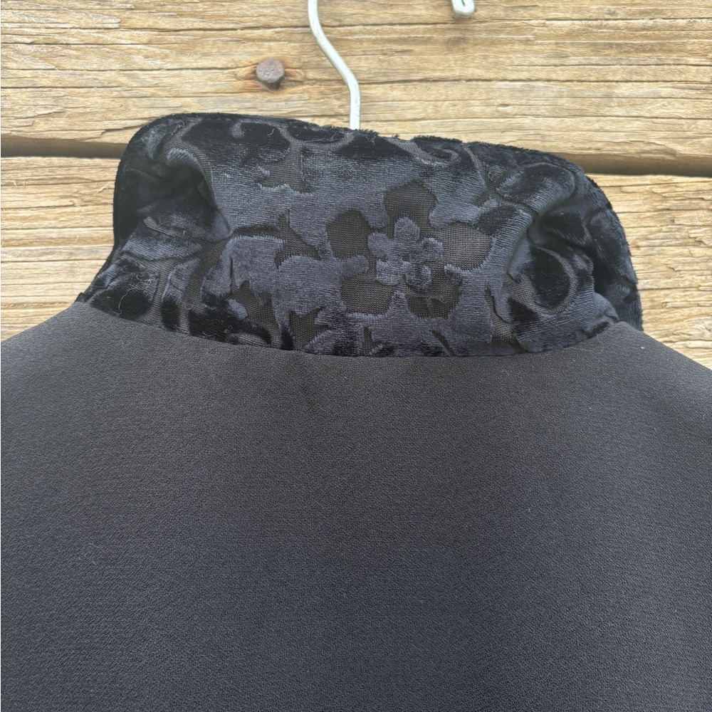 Cartise international black cropped bolero - Picture 7 of 9